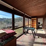 Premium Familienhaus Modern, Garten & Ruhige Lage Nyaraló