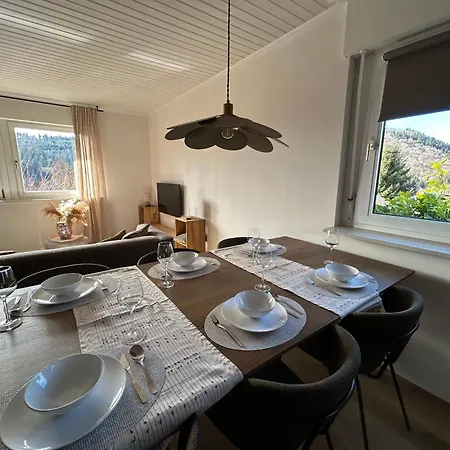 Holiday home Kindvriendelijk Met Tuin In - Modern & Rustig Gelegen Winterberg