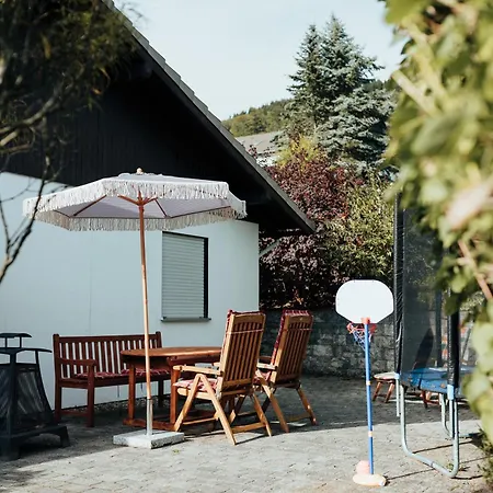 Premium Familienhaus Modern, Garten & Ruhige Lage