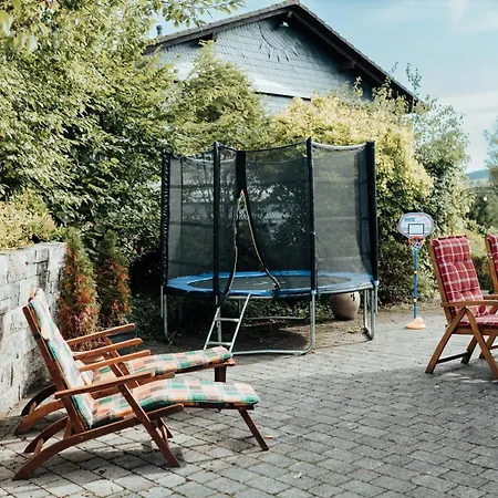 Nyaraló Premium Familienhaus Modern, Garten & Ruhige Lage